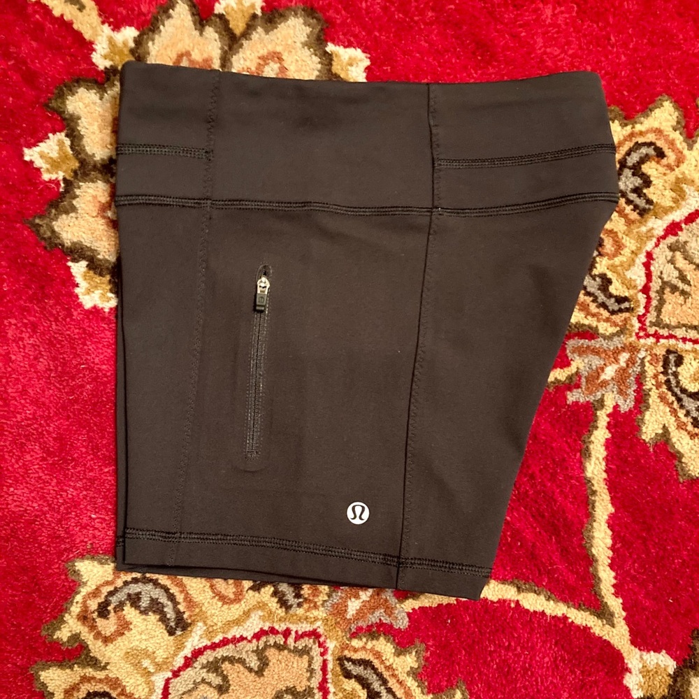 Lululemon Energy 4” athletic shorts